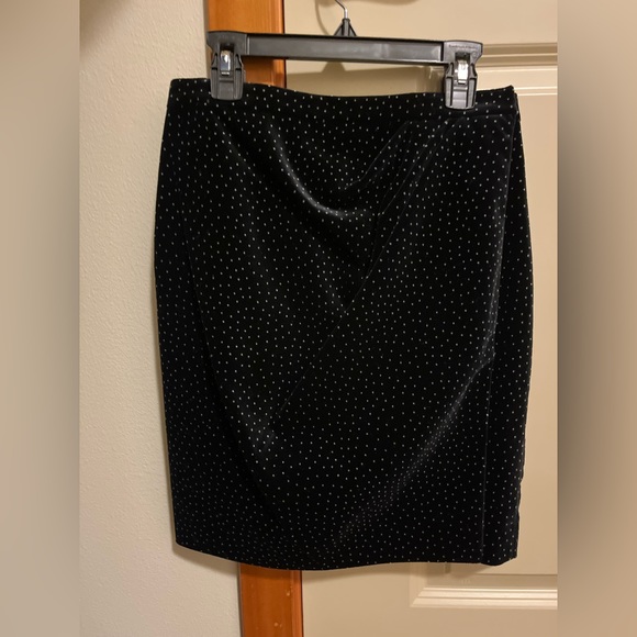 NWT - Theory Pleated Wrap Skirt in Dot Velvet - Picture 4 of 5